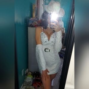 Full white cowgirl outfit